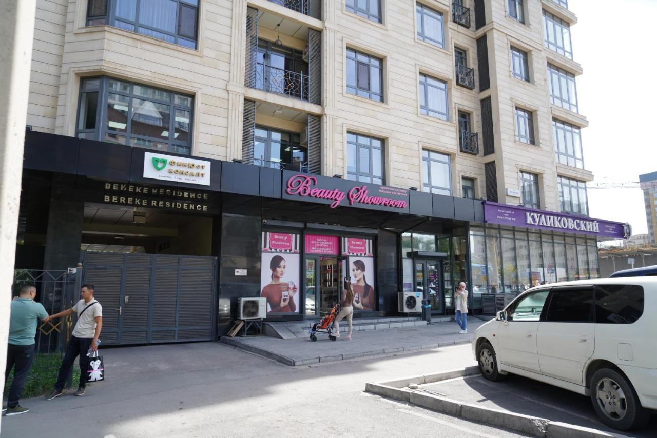 Nice And Comfortable Apartment In The Downtown Of Bishkek Exteriör bild